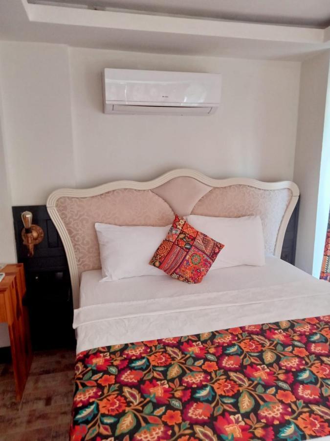 White Country Boutique Hotel Анталья Экстерьер фото
